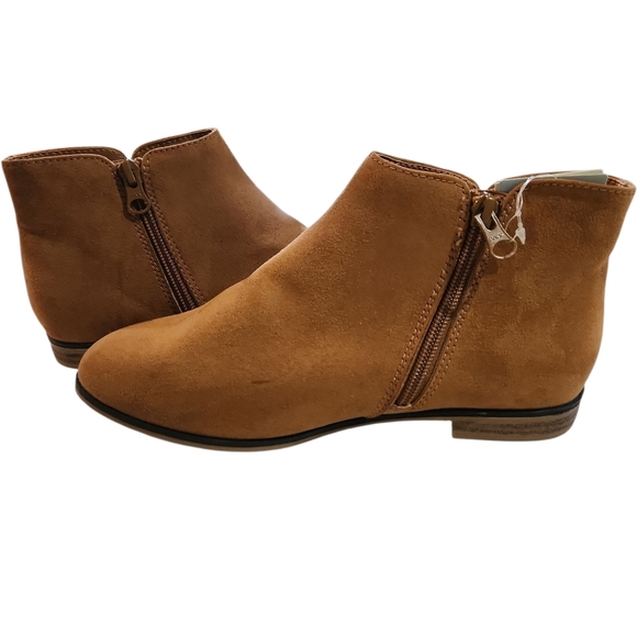 Cat & Jack Brown Ankle Booties - Picture 5 of 10